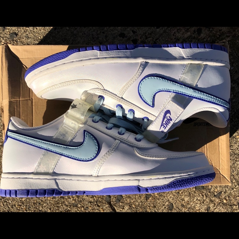 Nike Youth Size 6 Vandal Low